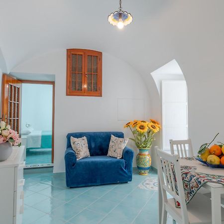 Вилла Little House Минори Экстерьер фото